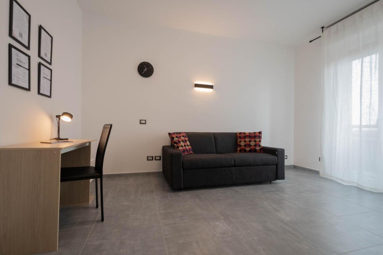Apartment L&M, Rhomilanofiera Bollate Exterior foto